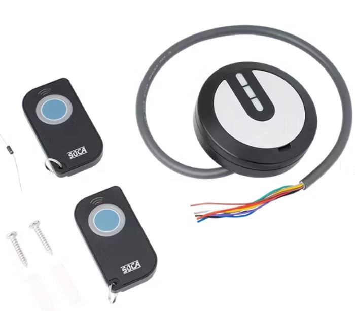 2,4 GHz-es jelenl�t�rz�kel� rendszer, k�t rel�s, 4m vagy 30m t�vols�g, SR-620